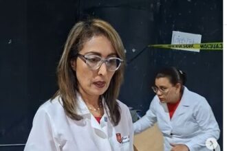 "Pharmaceutical professionals join the collection center for humanitarian aid destined for Venezuela" | De Último Minuto English