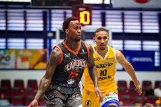 Huffman and Henry propel Heroes' victory; Moca stands alone in third place | De Último Minuto English