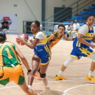 Mauricio Báez beats San Carlos and takes away their undefeated record in the 2026 40th Women's Superior Basketball Tournament of the District | De Último Minuto English