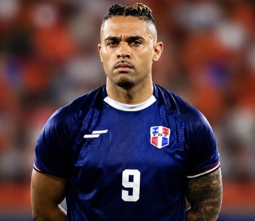 Mariano Díaz reportedly encountered issues with his belongings at AILA, according to Santiago Matías | De Último Minuto English