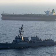 The United States fired on an oil tanker in the Gulf of Oman that was trying to reach Iran despite the naval blockade | De Último Minuto English
