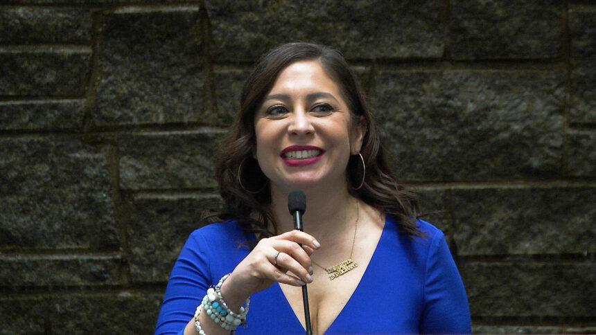 "Jessica González-Rojas defeats Jessica Ramos and wins New York State Senate seat" | De Último Minuto English