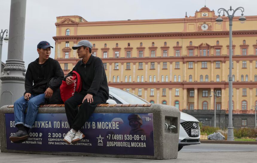 Teenagers, the new espionage weapon of Russia and Iran | De Último Minuto English