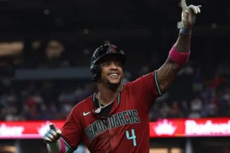 Ketel Marte walks off the Dodgers with an impressive 431-foot home run | De Último Minuto English