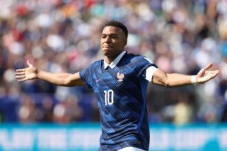 Mbappé leads France in a solid victory over Senegal in their World Cup debut | De Último Minuto English