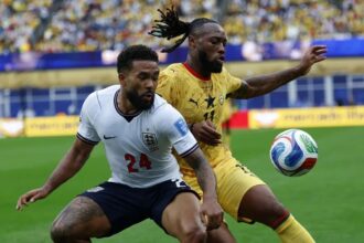 "England stumbles against Ghana and postpones its qualification to the round of 32" | De Último Minuto English