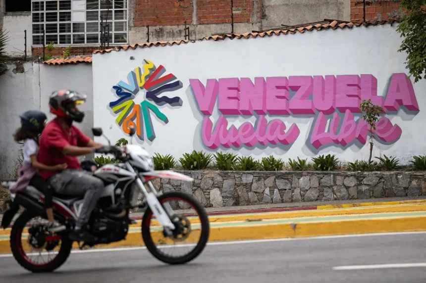 Five months without Maduro, Venezuela is still waiting for economic and political relief | De Último Minuto English