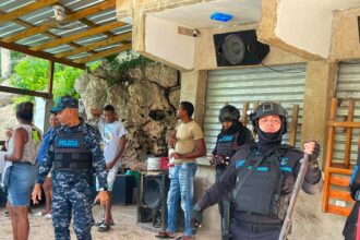 Police intervene in entertainment venues due to excessive noise and curfew violations in Río Salado | De Último Minuto English