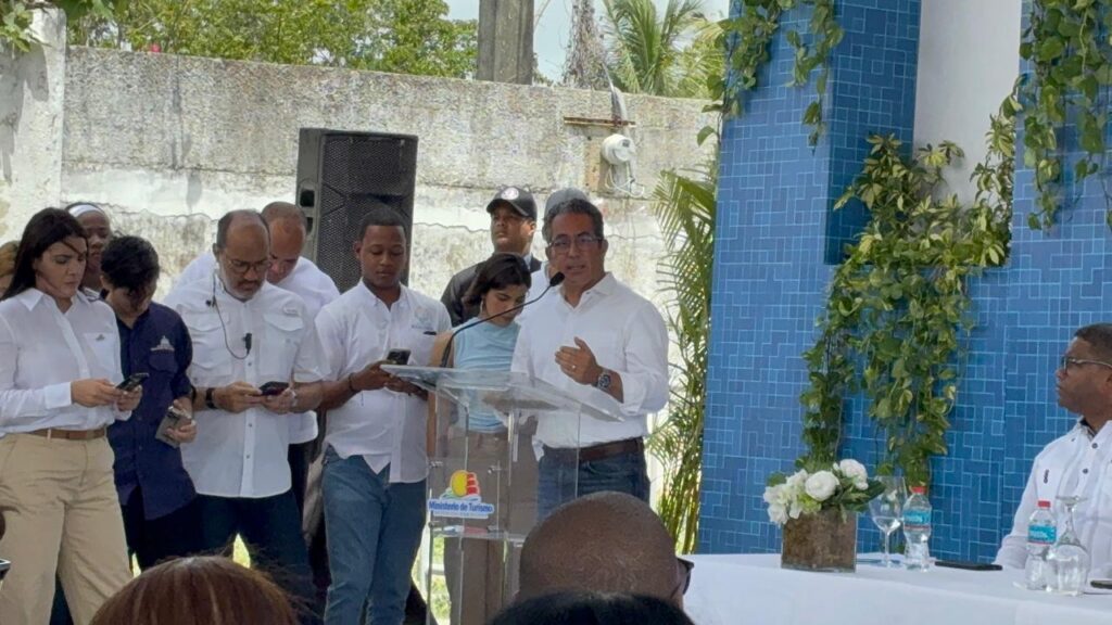 MITUR promises to restore the splendor of Boca Chica with a comprehensive intervention of the destination | De Último Minuto English