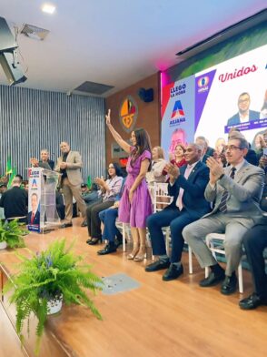Dr. Ana Jacqueline Ureña reaffirms vision of unity and development for the Faculty of Humanities during campaign closing | De Último Minuto English