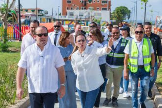 Carolina and Paliza oversee final works of the 30 de Mayo Promenade and announce its inauguration | De Último Minuto English