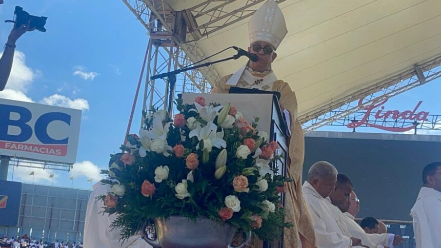 Archbishop of Santiago describes the violence plaguing the country as "pathological" and warns of a mental health crisis | De Último Minuto English
