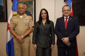 Costa Rica's Minister of Security visits DR | De Último Minuto English