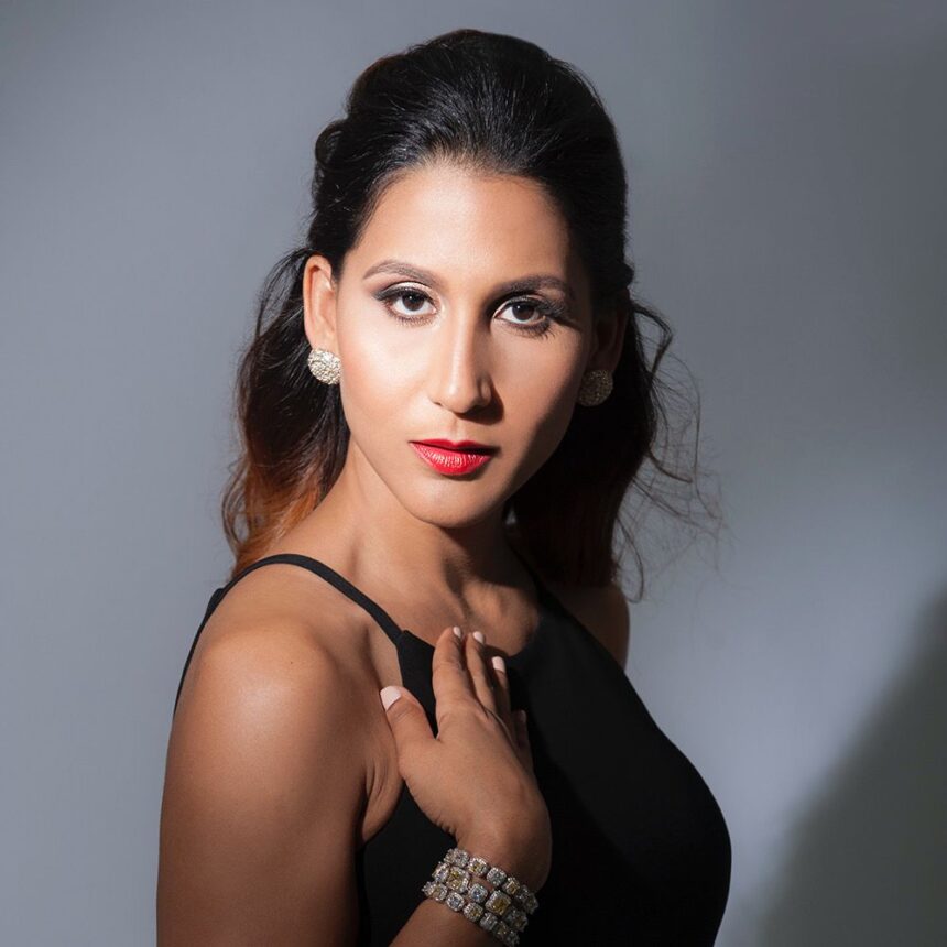 "Soprano Nathalie Peña Comas begins a new artistic era" | De Último Minuto English