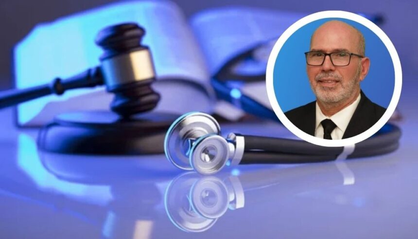 "Doctor warns about replacing in-person medical consultations with Artificial Intelligence" | De Último Minuto English