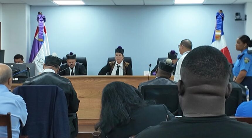 "Ruling on motion to dismiss in favor of Jean Andrés Pumarol reserved for July 23" | De Último Minuto English