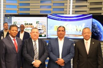 "COOPNAMA celebrates Teacher's Day with the delivery of two apartments and two vehicles to its associates" | De Último Minuto English