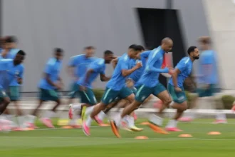 "Brazil trains with all its players except Raphinha; Alisson works normally" | De Último Minuto English