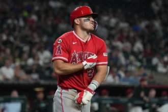 Mike Trout remains optimistic after being placed on the injured list with a hamstring strain | De Último Minuto English