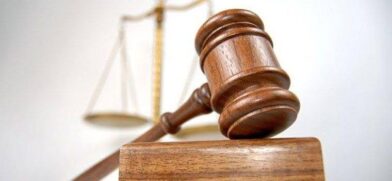 "Woman accused of voting more than once in 2024 elections sentenced to one year suspended prison term" | De Último Minuto English