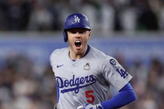 Freddie Freeman makes history as the only active player with 2,500 hits in MLB | De Último Minuto English