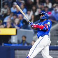 Vladimir Guerrero Jr. breaks long power drought and shows signs of waking up with the Blue Jays | De Último Minuto English