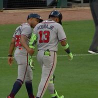 Ronald Acuña Jr. raises alarms in Atlanta after leaving injured against Chicago | De Último Minuto English