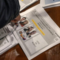 "De la Espriella leads Cepeda by 1.85 points with 89.58% of the polling stations reported" | De Último Minuto English