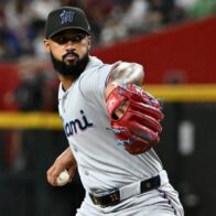 "Alcántara breaks Marlins record and reaches 1,002 career strikeouts with Miami" | De Último Minuto English