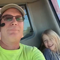 Eight-year-old girl dies after being struck by lightning while playing in her backyard in Illinois (USA) | De Último Minuto English