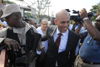 Michel Martelly Leaves the Palace of Justice Without Making Any Statements | De Último Minuto English