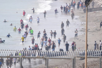 Spain and Morocco agree to return migrants who entered Ceuta illegally
