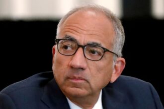 Infantino adviser resigns over FIFA World Cup privatization plan