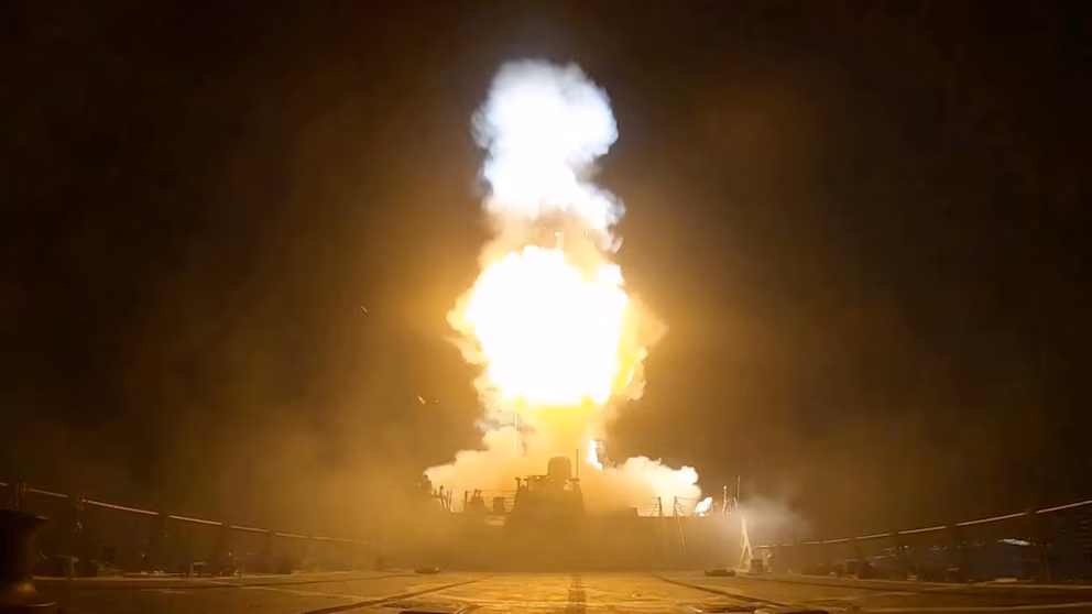 U.S. launches new wave of attacks against Iran | De Último Minuto English