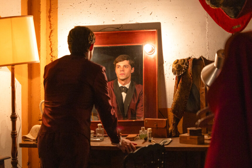 Aquel, the series that covers the life of Raphael, arrives on Netflix on October 9 | De Último Minuto English