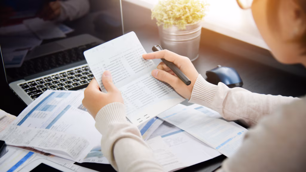 SB F opening of savings accounts and increases deposit limit | De Último Minuto English