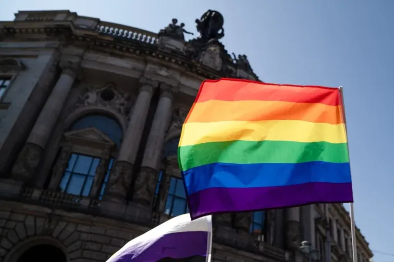 Several injured in Berlin after a multiple hit-and-run at the LGBT Pride Day celebration | De Último Minuto English