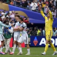 "Belgium comes from behind against Senegal and advances to the round of 16 with a penalty in the 125th minute" | De Último Minuto English