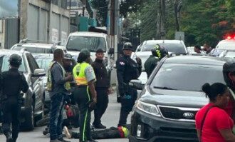 Motorcyclist dies after alleged fainting and subsequent collision in Los Prados | De Último Minuto English