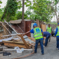 City Hall recovers sidewalks in Arroyo Hondo after removing 11 irregular structures | De Último Minuto English