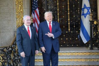 In the midst of the negotiation with Iran, Trump spoke with Netanyahu | De Último Minuto English