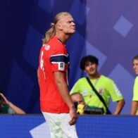 The hug between Vinícius and Haaland after Brazil-Norway goes viral | De Último Minuto English