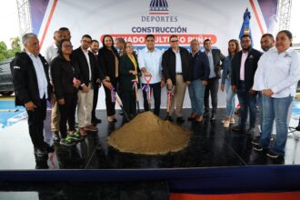 Minister Kelvin Cruz begins construction work on the multipurpose center in the municipality of Puñal | De Último Minuto English
