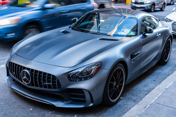 Mercedes-Benz could face U.S. ban under proposed Senate bill | De Último Minuto English