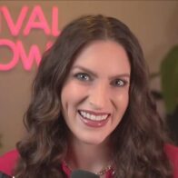Woman shakes uncontrollably after meeting self-proclaimed apostle Kathryn Krick | De Último Minuto English