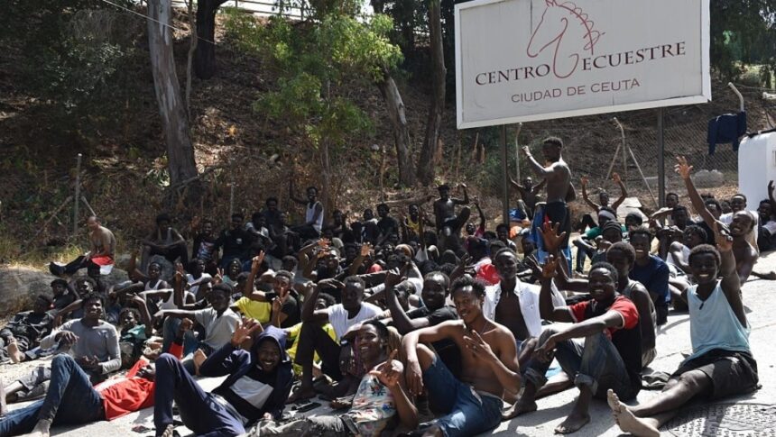 Italy considers suspending Schengen travel with Spain over Ceuta migration surge | De Último Minuto English