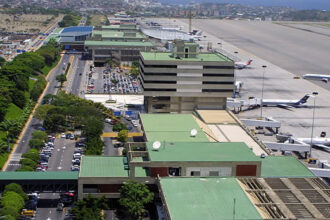 Venezuela's Simón Bolívar airport will reopen on August 5 for cargo operations | De Último Minuto English