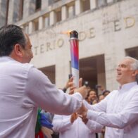 INEFI and MINERD receive the torch of the Central American and Caribbean Games Santo Domingo 2026 | De Último Minuto English