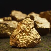 Gold shines as oil rises following the failure of the peace agreement between the United States and Iran | De Último Minuto English