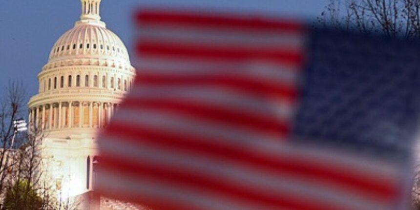 U.S. unemployment falls in June to 4.2% with the creation of 57,000 jobs | De Último Minuto English
